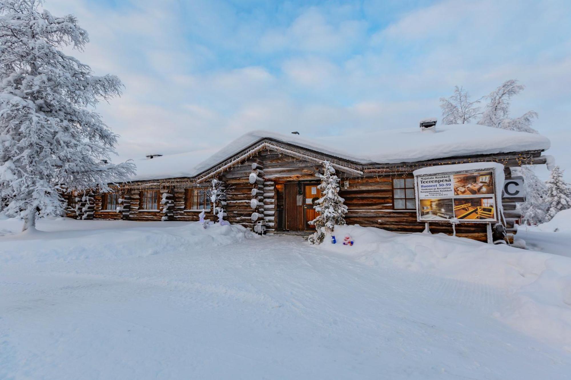 Kuukkeli Log Houses Teerenpesae Saariselka Esterno foto